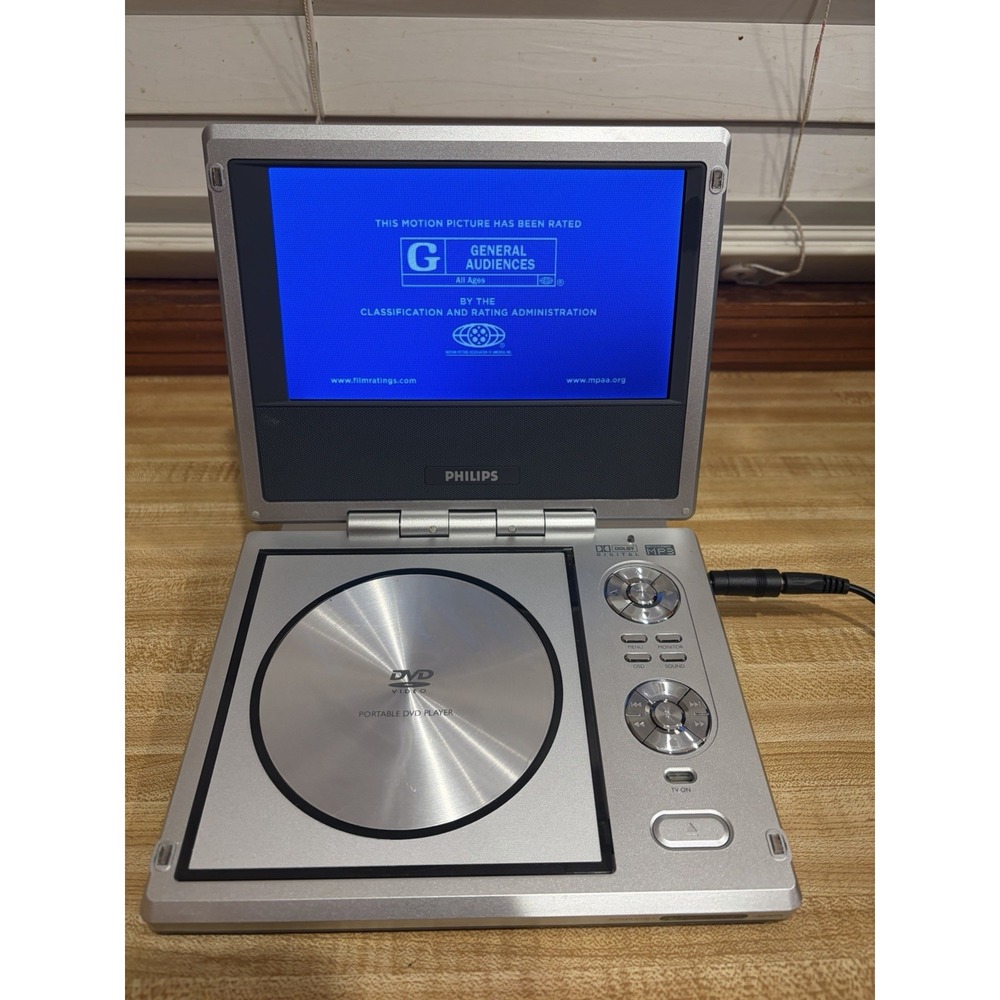 Philips PET710 Portable DVD Player Dolby Digital Silver W Battery / No Charger